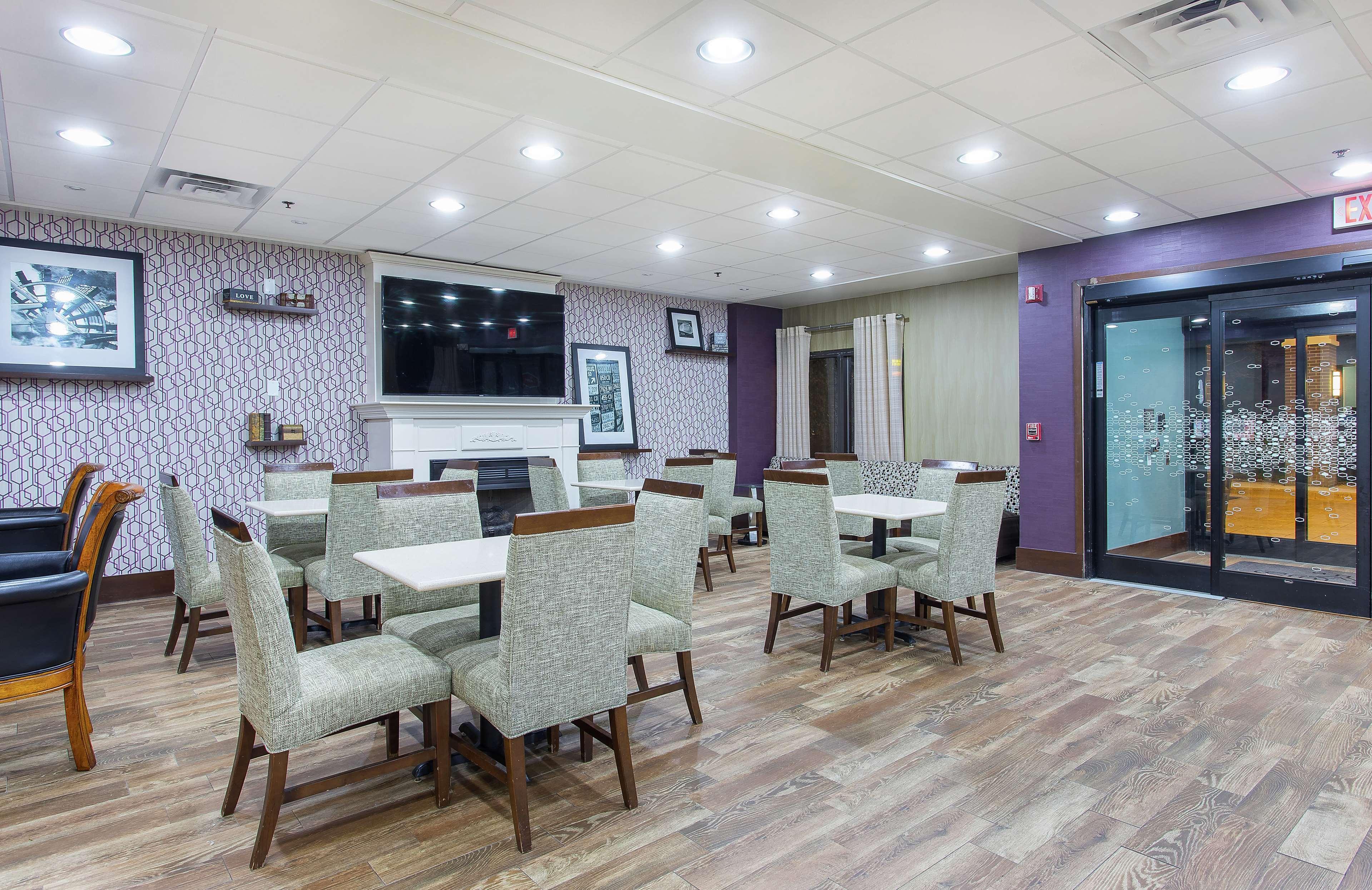Hampton Inn Cullman Eksteriør billede