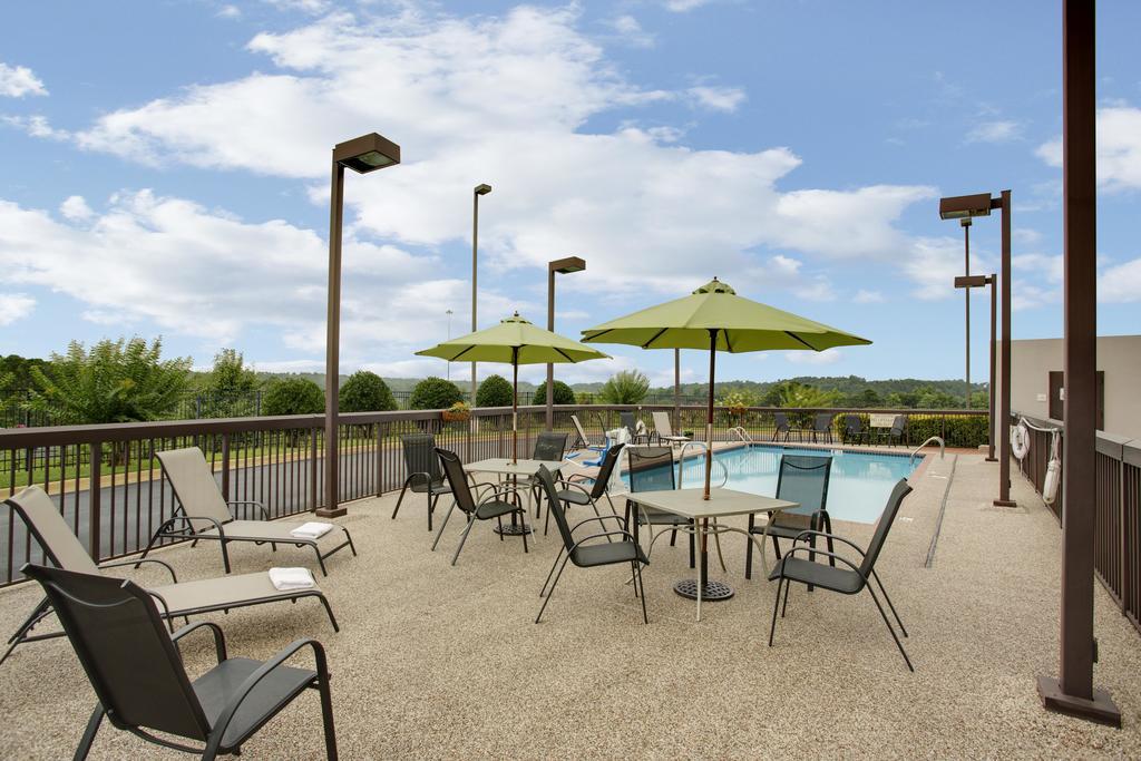 Hampton Inn Cullman Eksteriør billede